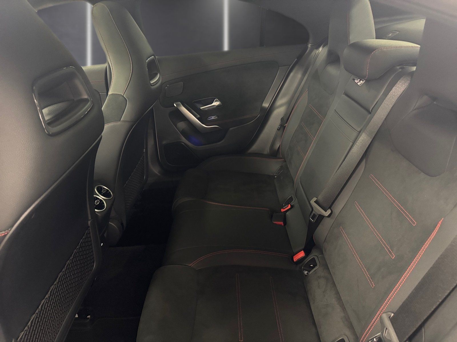 Fahrzeugabbildung Mercedes-Benz CLA 200 AMG Plus*Night*Pano*Distr*AHK*Totwin*HUD