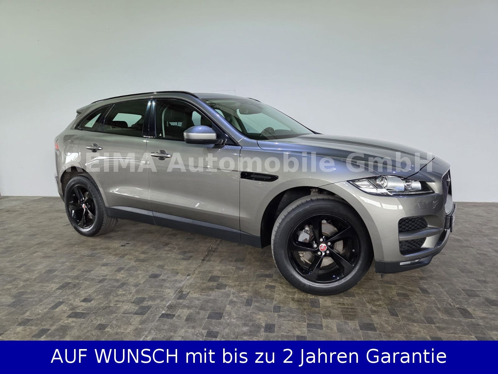 Fahrzeugabbildung Jaguar F-PACE 2,0T Prestige AWD, Pano, Leder, Meridian