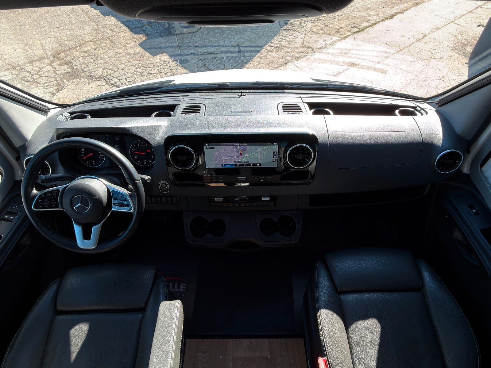 Fahrzeugabbildung Mercedes-Benz Hymer B-MC T 600 WhiteLine