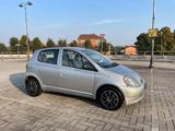 Toyota Yaris 1.0i 16V cat 5 porte Sol - gebrauchte Toyota Yaris aus dem Jahr 2000