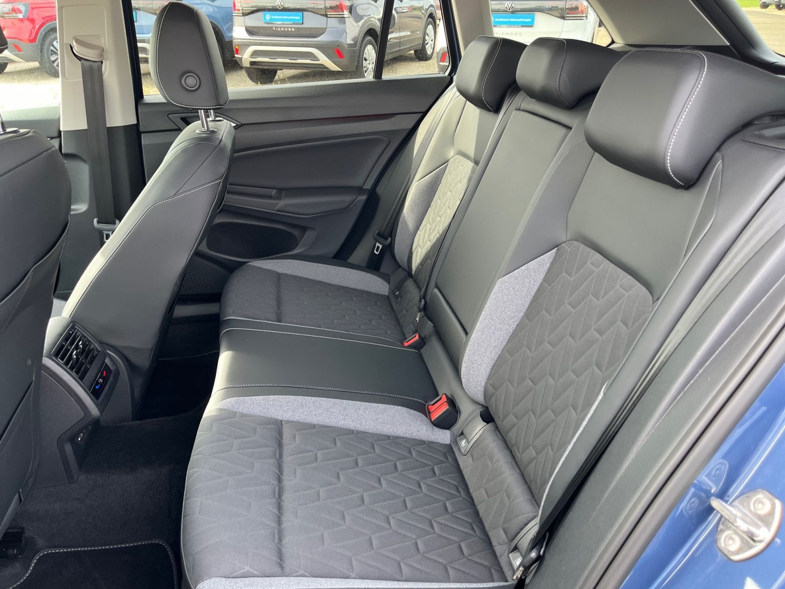 Volkswagen Golf - Bild 14