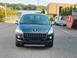 Peugeot 3008 Allure*1.Hand*AHK*Top - Peugeot 3008 Allure mit Diesel-Antrieb