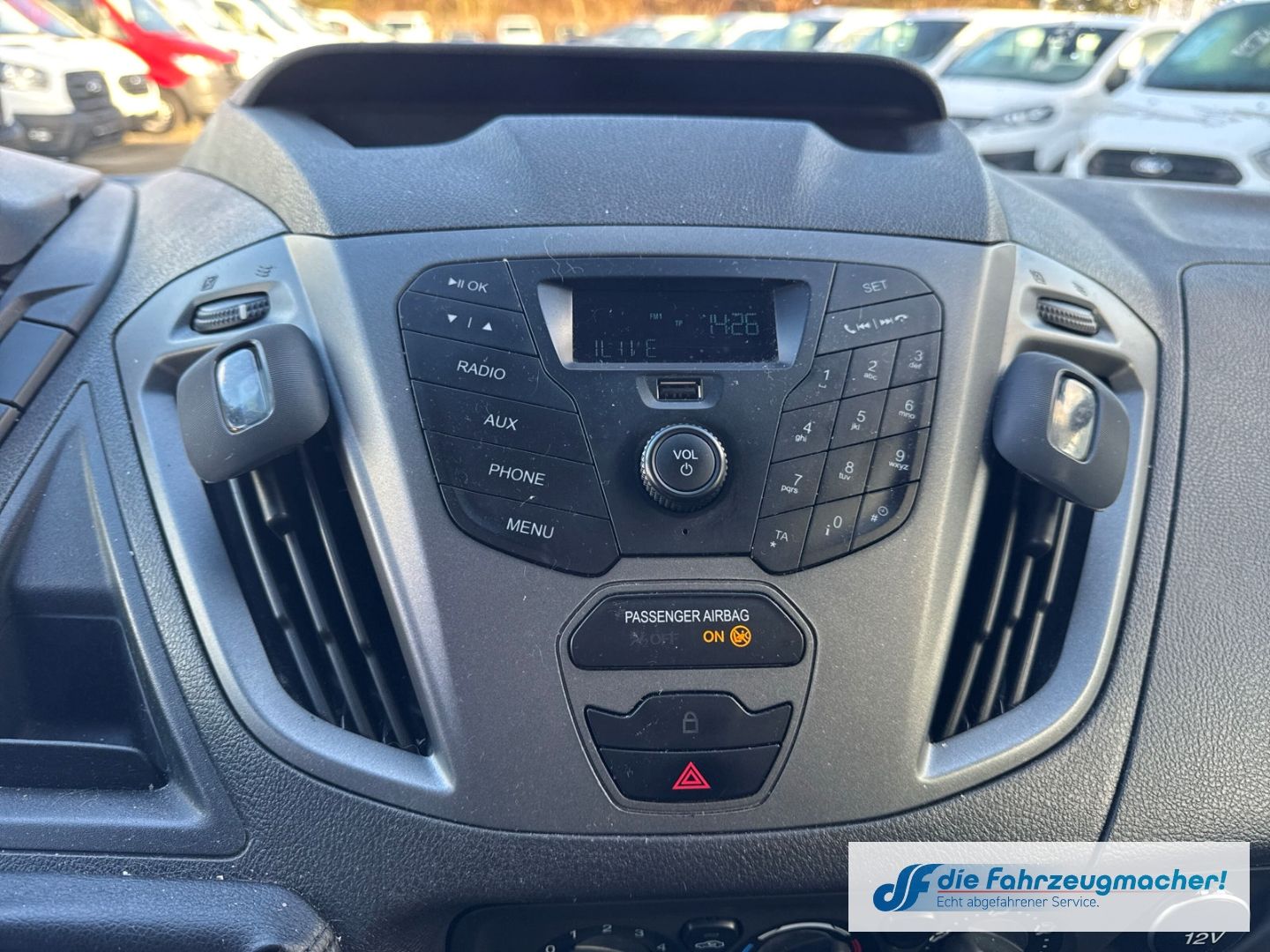 Fahrzeugabbildung Ford Transit Custom Tourneo 300 L1 *2056