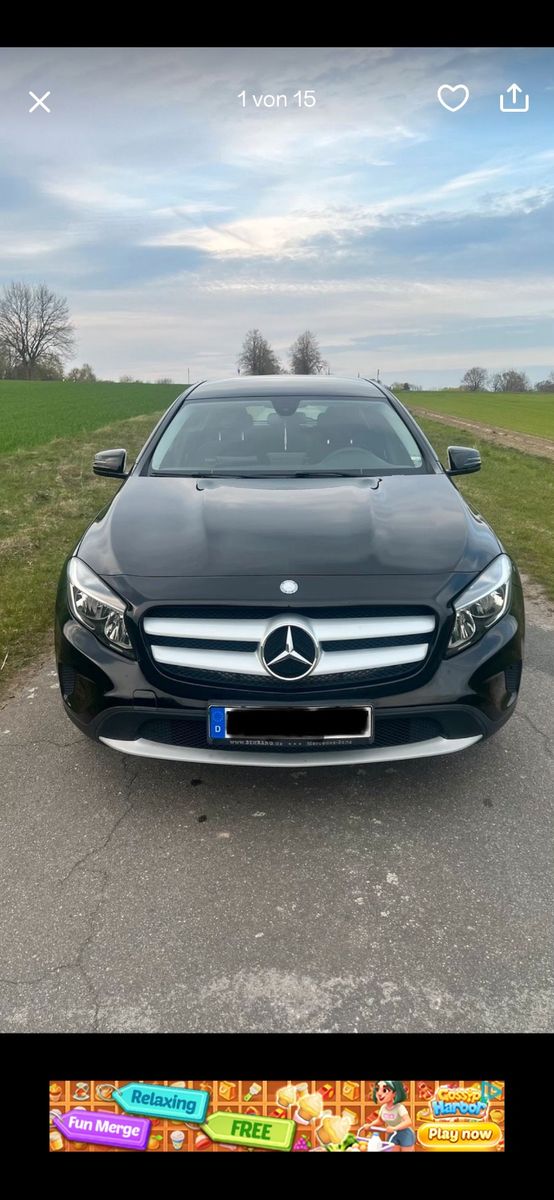 MERCEDES-BENZ GLA 180 -