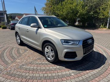 Audi Q3 - 4