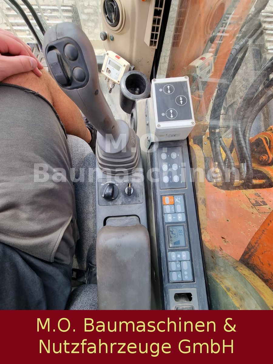 Fahrzeugabbildung CAT 330 CL / Klima / SW