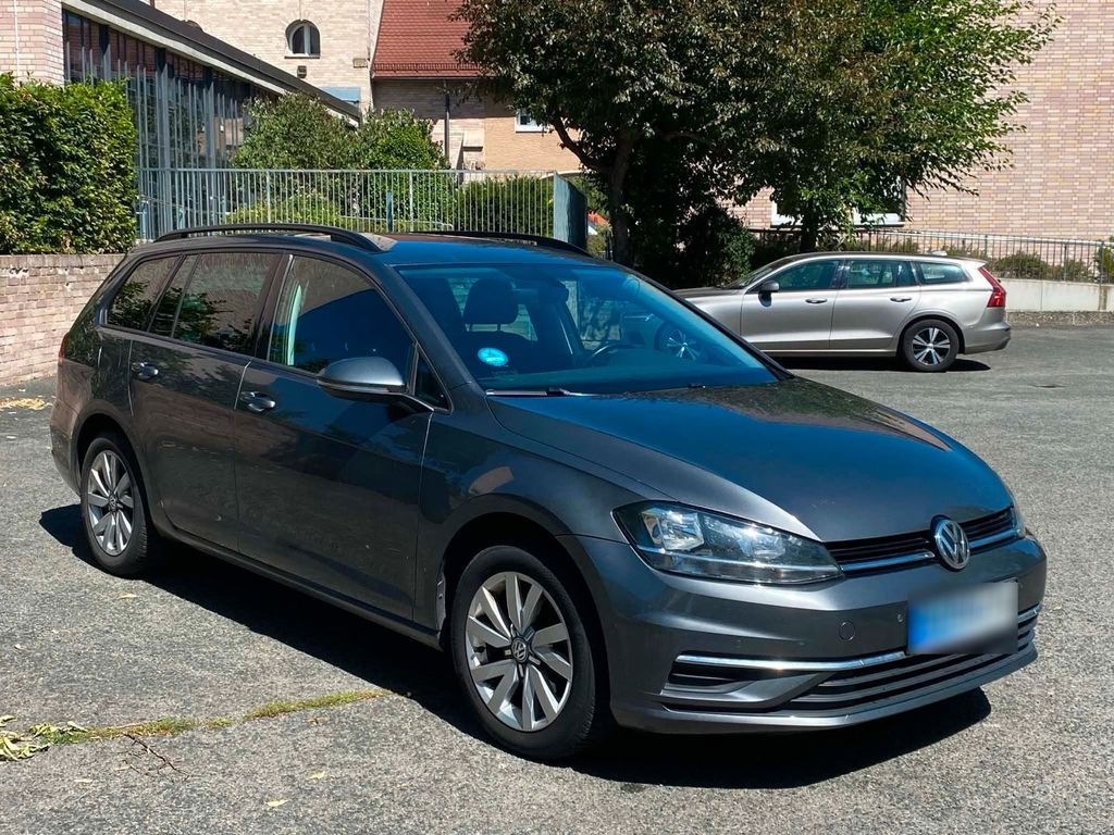 Image of Volkswagen Golf
