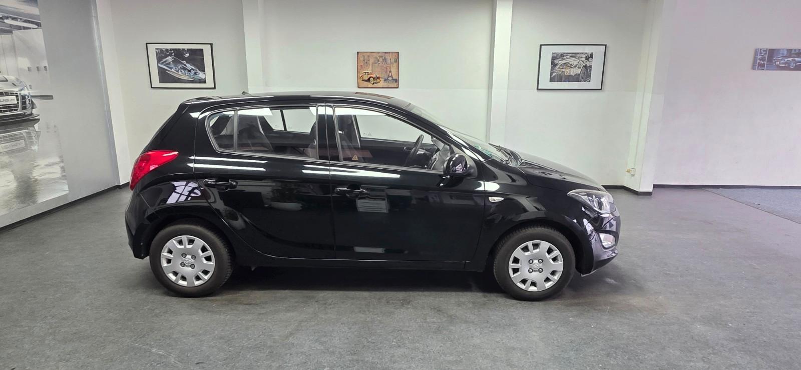Hyundai i20 1.2 5 Star Edition Klima TÜV 03/2028