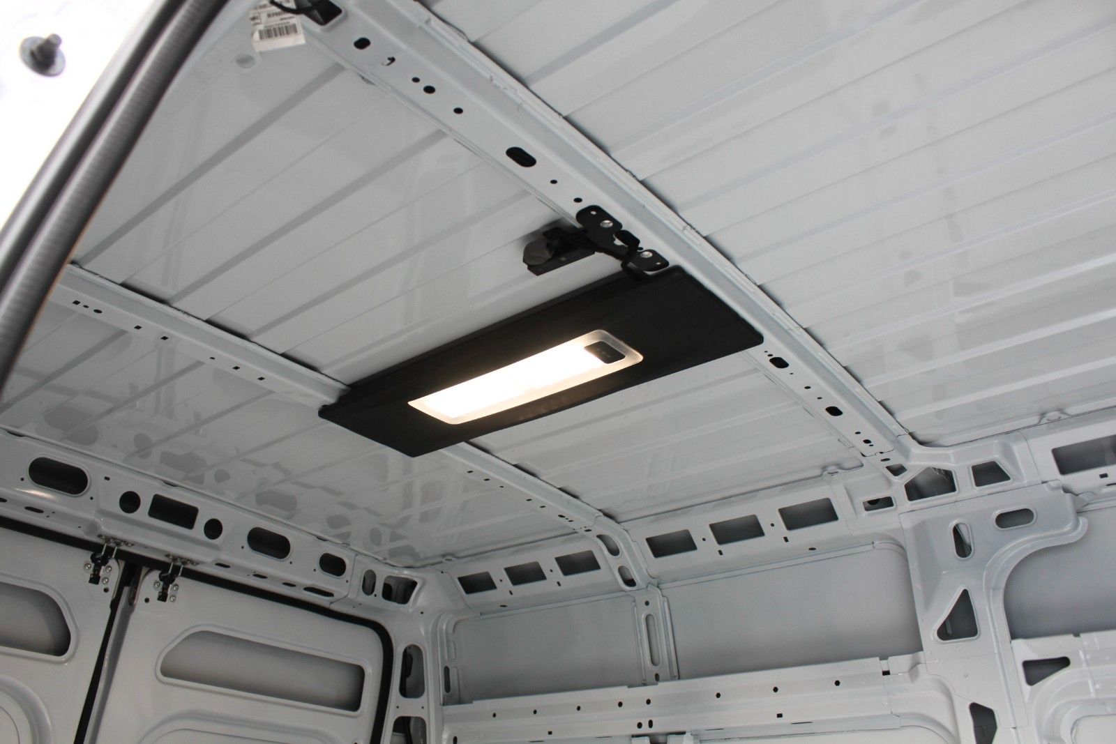 Fahrzeugabbildung Fiat Ducato Kasten 33 L2H2
