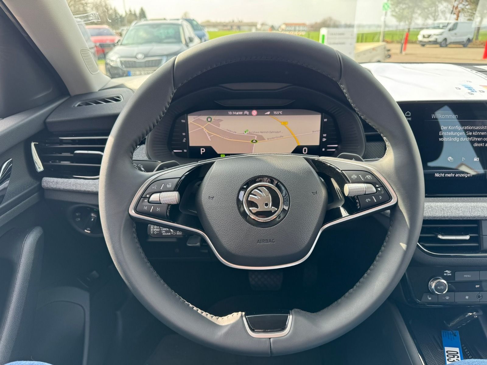 Fahrzeugabbildung SKODA Scala 115PS DSG*RFK*NAV*ACC*Matrix*SideAss*eHeck
