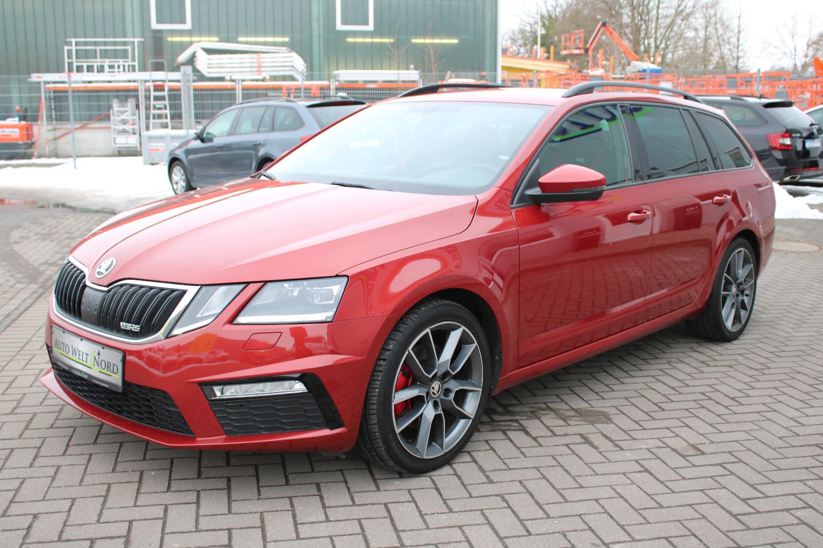 Skoda Octavia RS 2.0 TDI DSG AHK/AuffahrAssist/Carplay