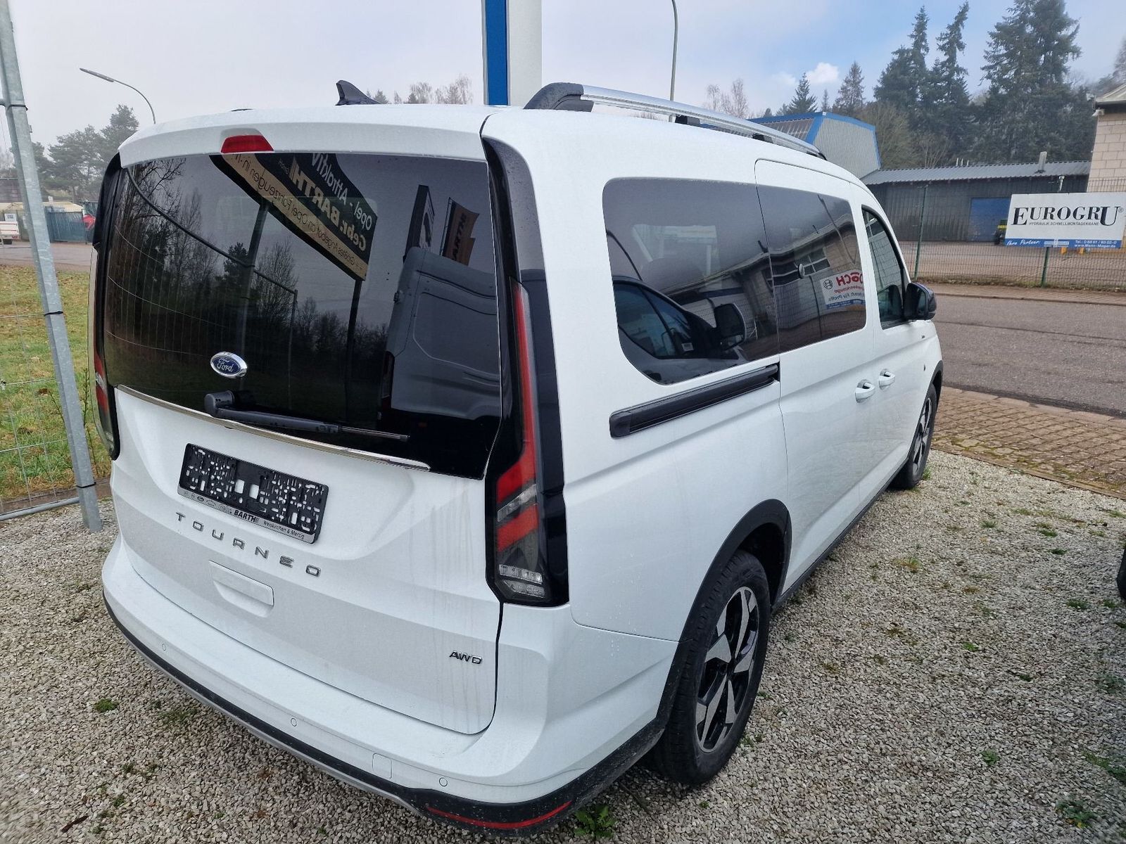 Fahrzeugabbildung Ford Grand Tourneo Connect Active AWD