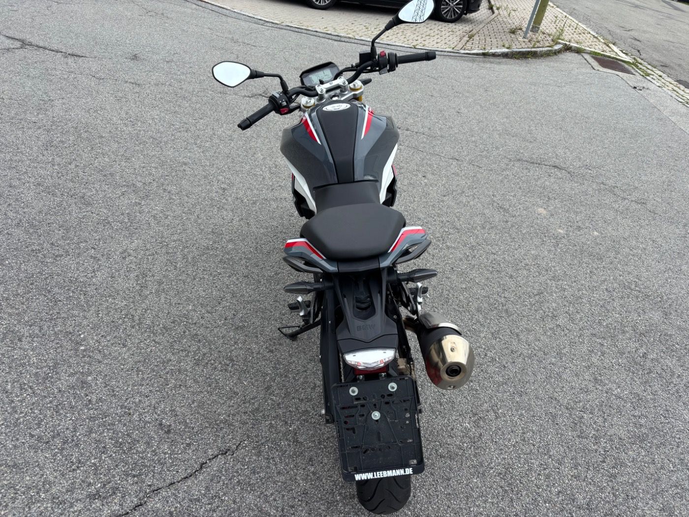 Fahrzeugabbildung BMW G 310 R Style Sport gepflegter Zustand