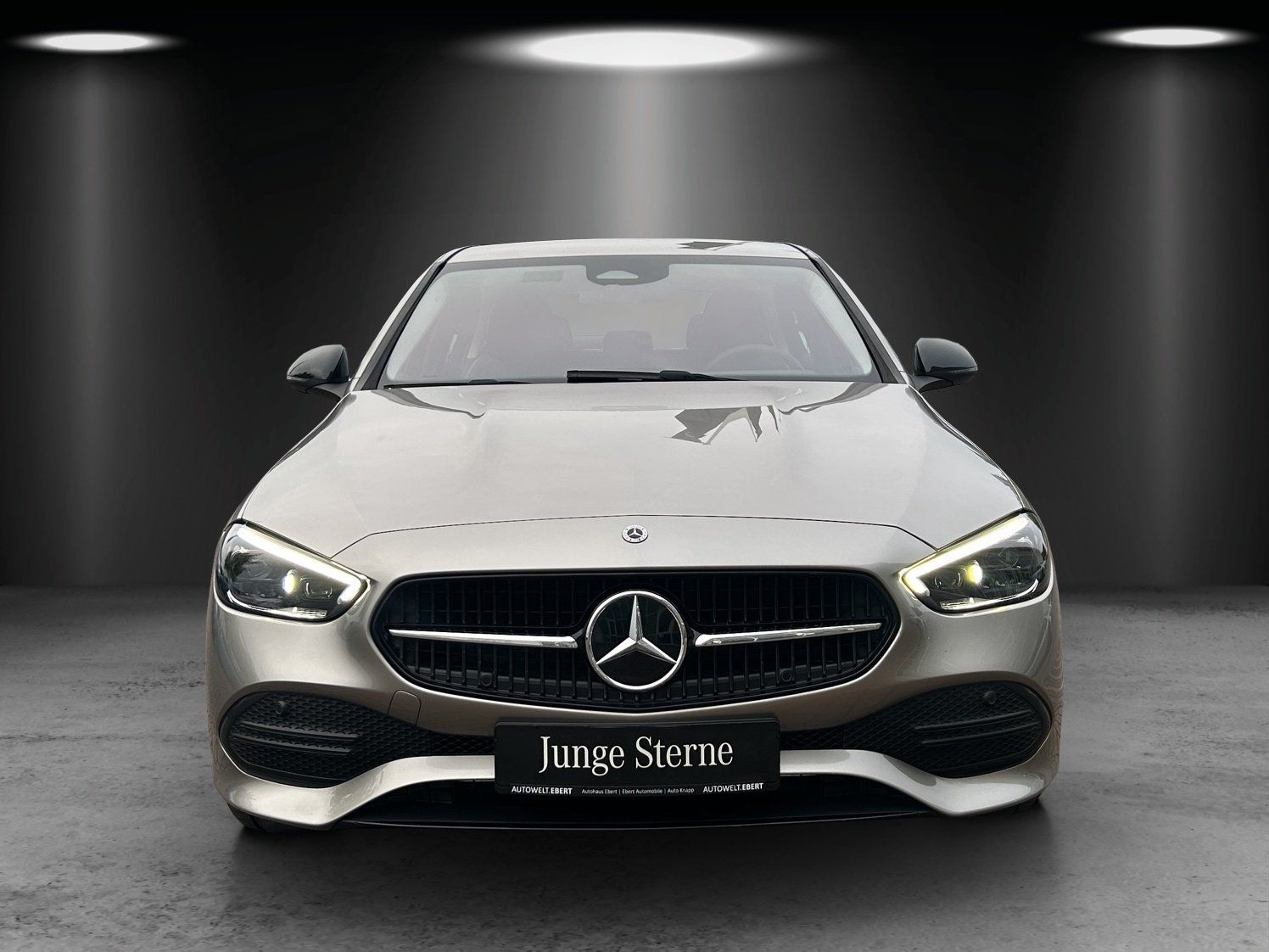 Fahrzeugabbildung Mercedes-Benz C 220d Avantgarde HUD KeyGo MBUX+ Night 4xSHZ DL