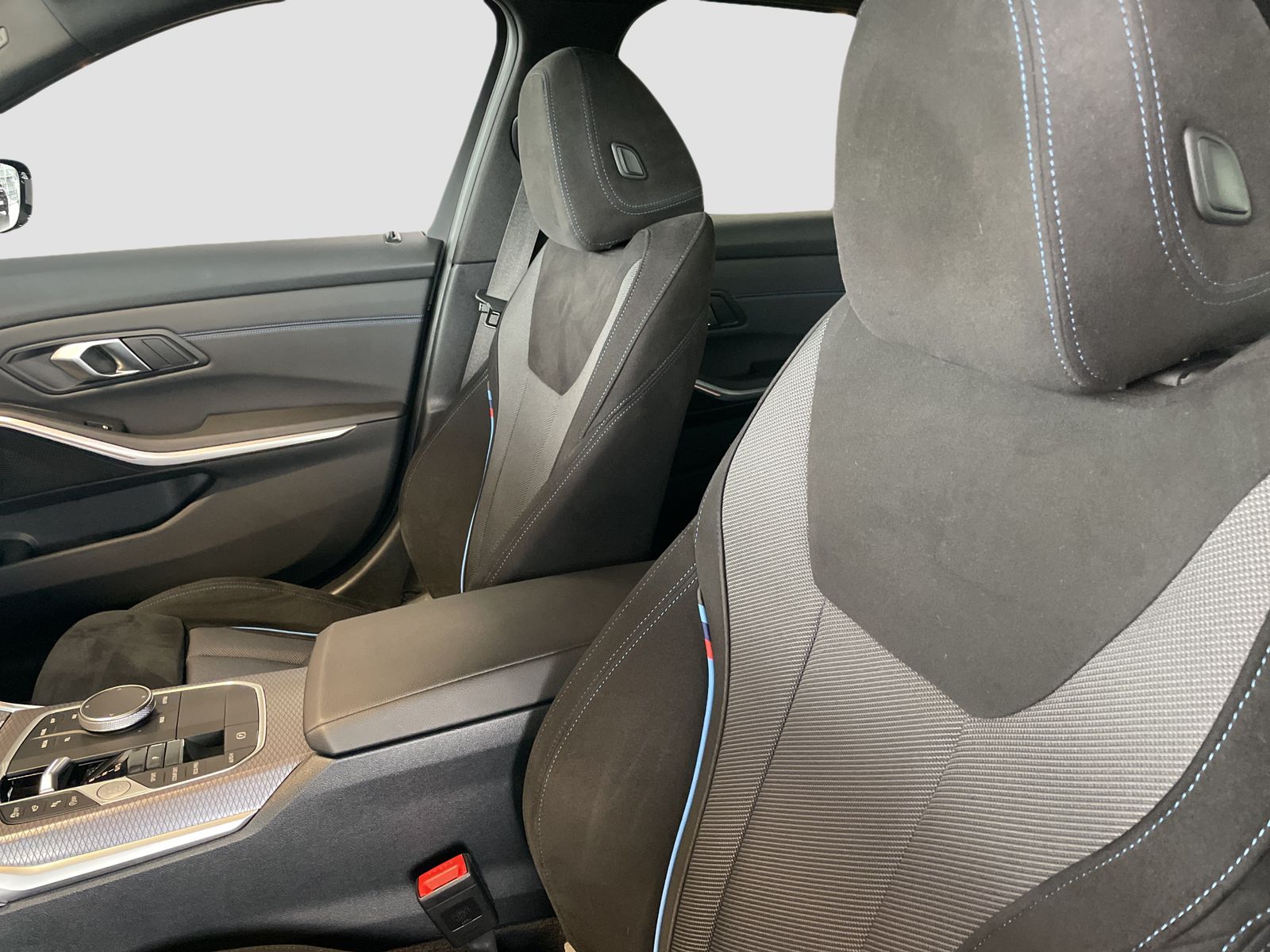 BMW 330 - Bild 11