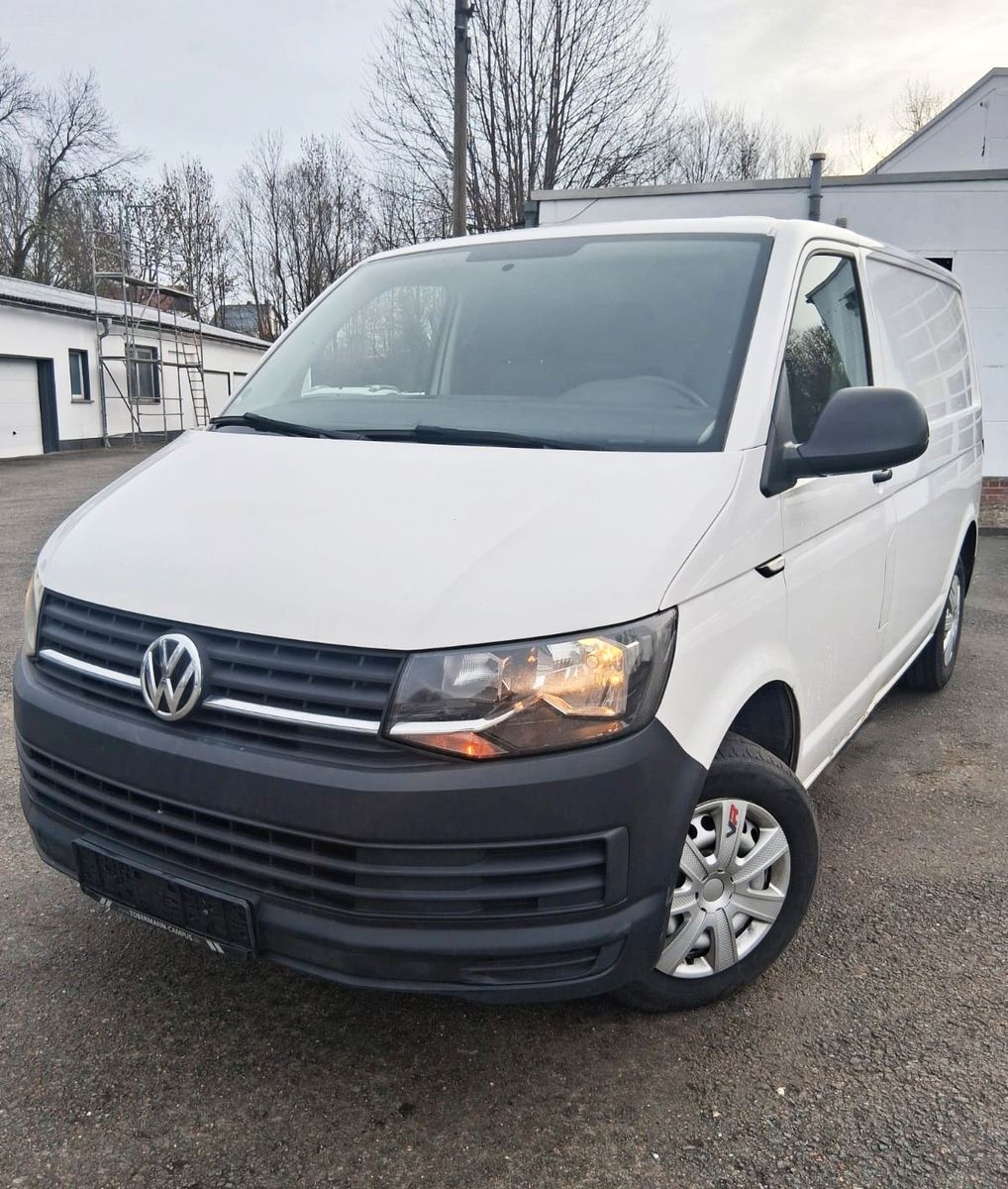 Volkswagen T6 Transporter 2017, 2.0D dīzelis, Manuāls, Furgons, Balts — Latvijā