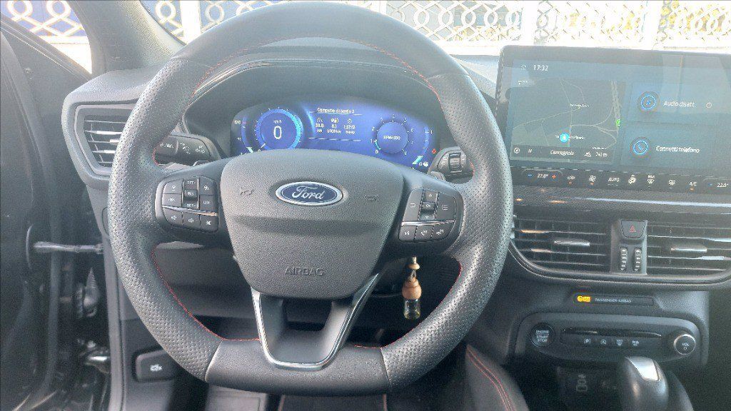 Ford FORD Focus 1.0 ecoboost h ST-Line X 125cv powers imagem 3