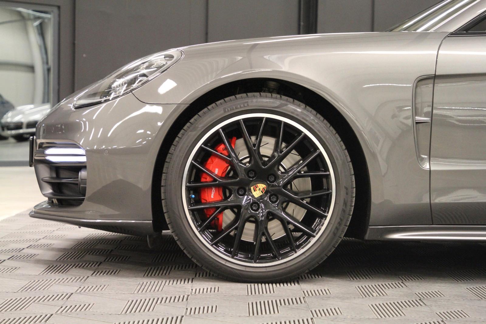 Porsche Panamera Turbo / CARBON / GTS / APPROVED