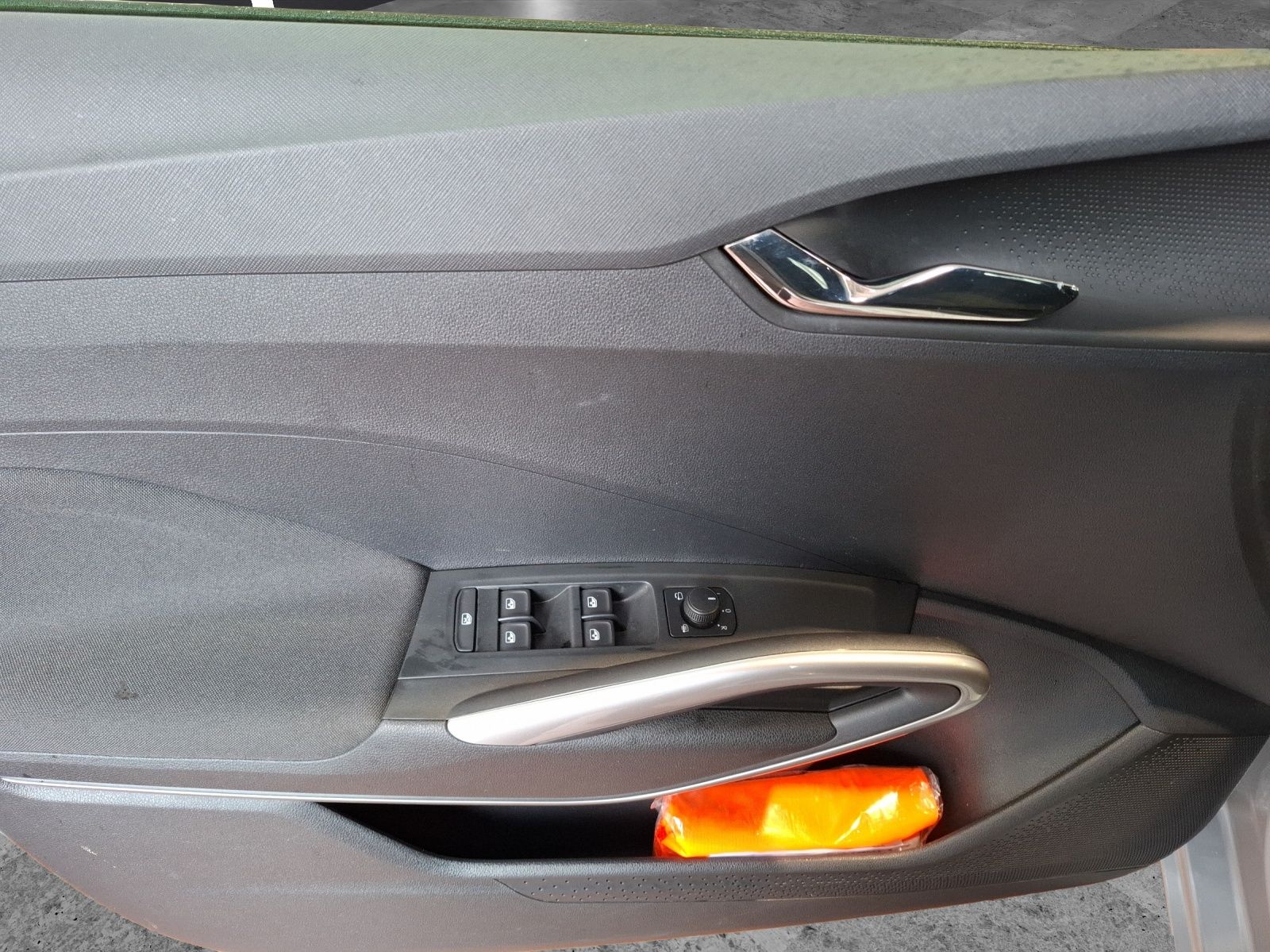 Fahrzeugabbildung SKODA Fabia TSI Style DSG LED Klima AID RFK SH