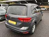 Volkswagen Touran 1.4 TSI Comfortline AHK Einparkhilfe Navi - VW Touran Gebrauchtwagen in Kassel