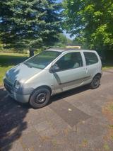 Renault Twingo 2006 Zahnriemen neu - Renault Twingo Gebrauchtwagen in Saarbrücken
