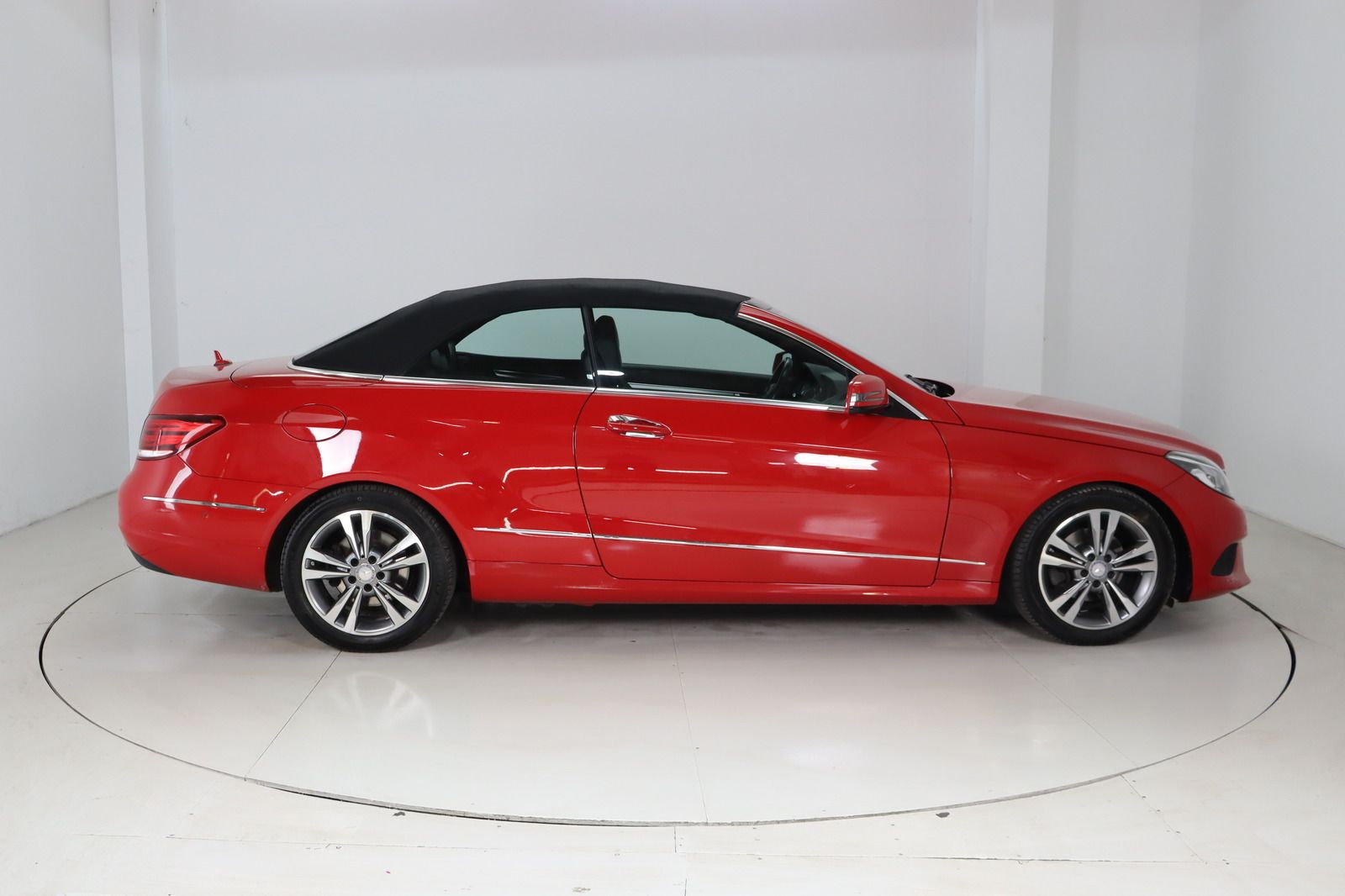 Fahrzeugabbildung Mercedes-Benz E 200 CGI Cabrio aus 1. Hand MwSt. ausw.
