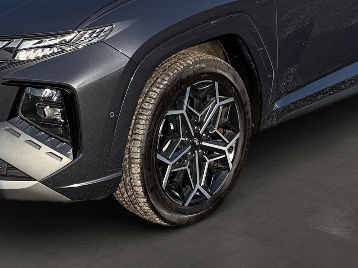 Fahrzeugabbildung Hyundai Tucson N-Line Plug-In Hybrid 4WD Sportpaket PDC