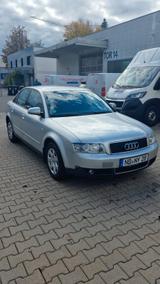 Audi A4 2.0 Avant -Tüv ! Baujahr 2002