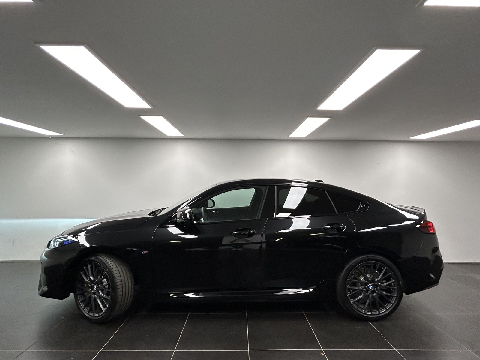 BMW M235 xDrive Gran Coupé M Sportpaket DAB Harman K foto 2
