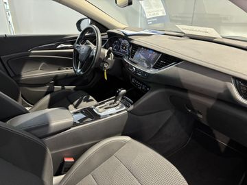 Fotografie 5 des Opel Insignia Grand Sport 2.0 Diesel Automatik Elegan