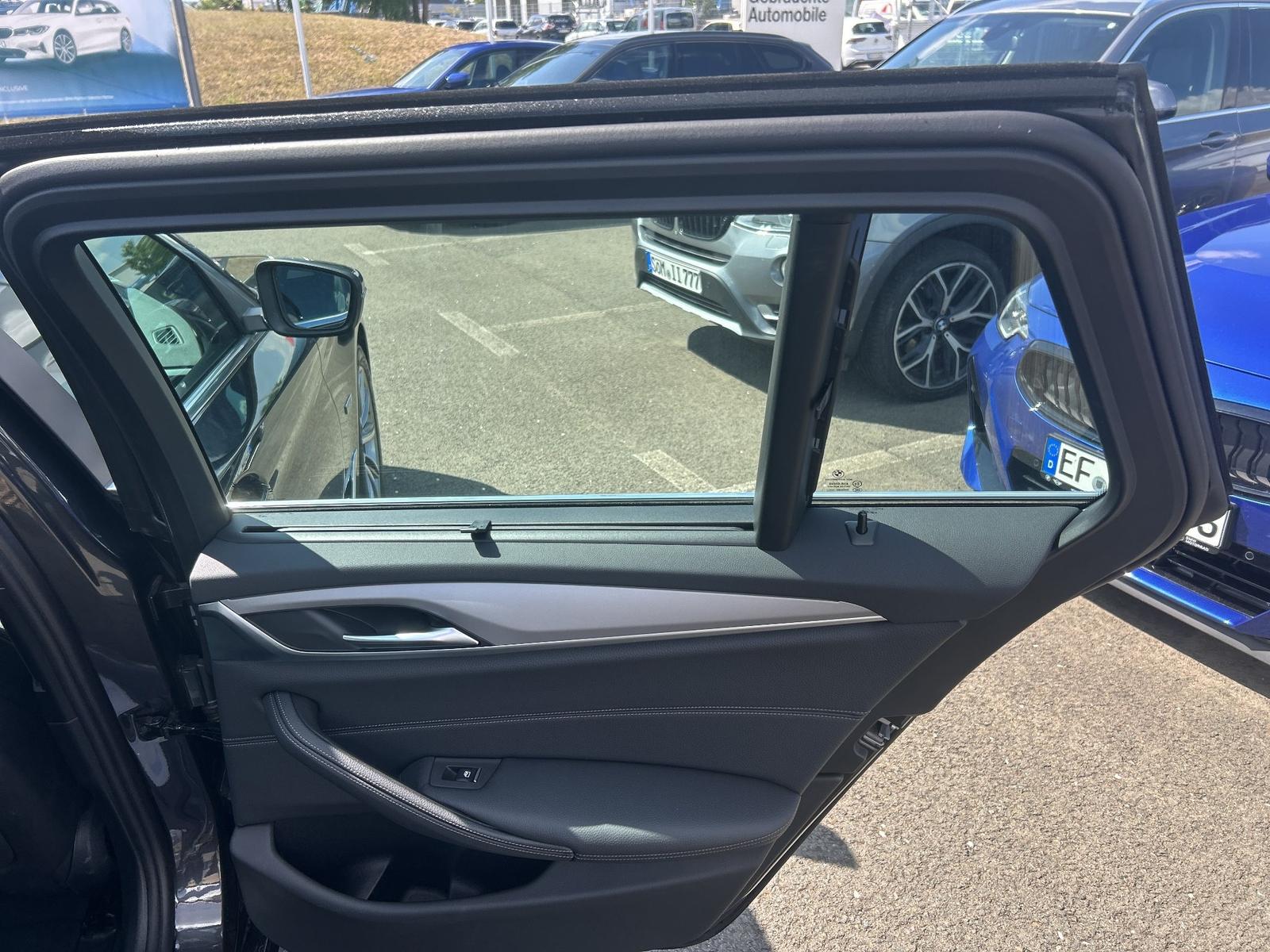 BMW 530e Tour LASER PANO Head-Up Komfortsitz Laserli