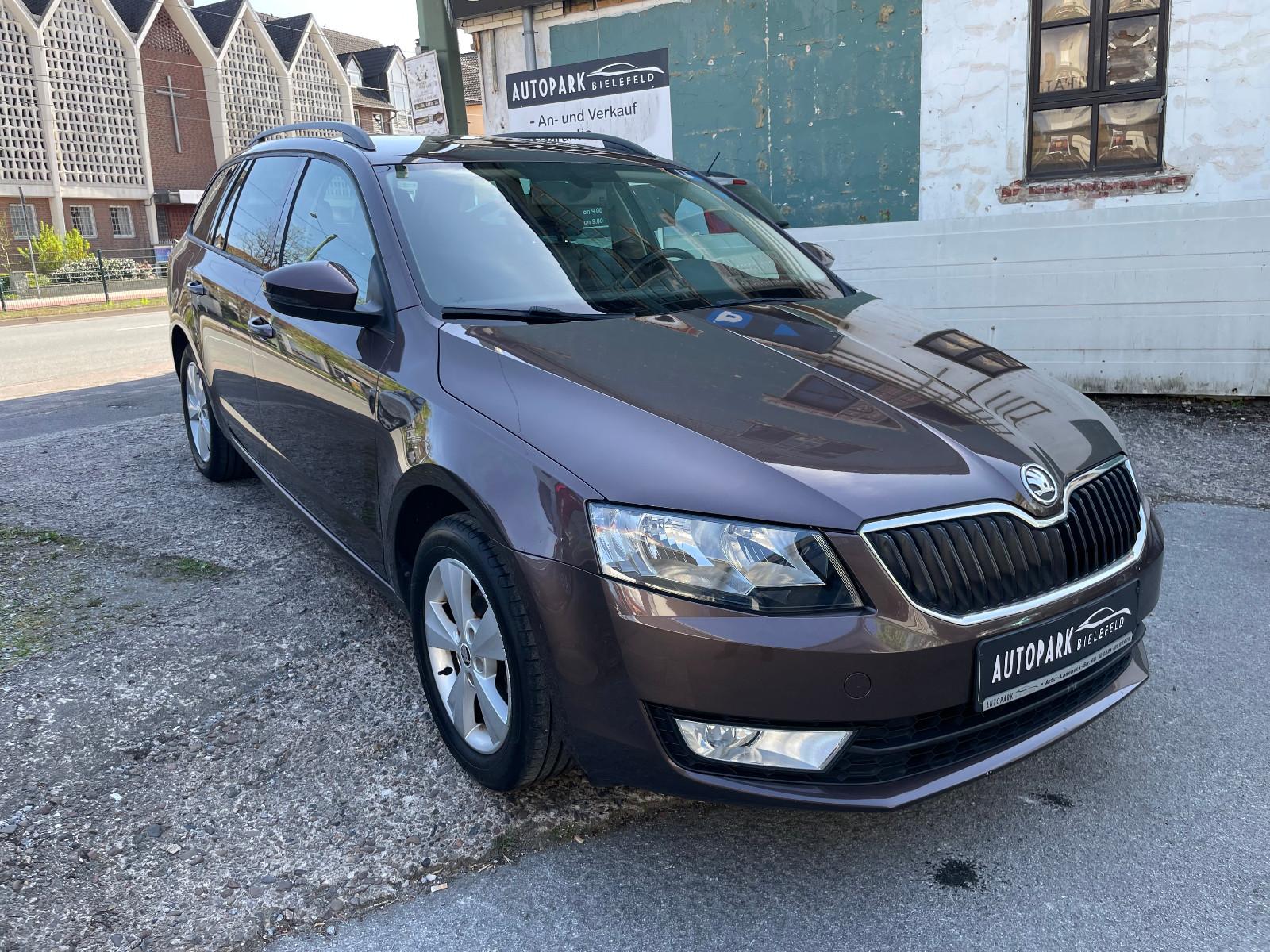 Skoda Octavia 1.2 TSI DSG Combi Elegance /PDC /T.LEDER