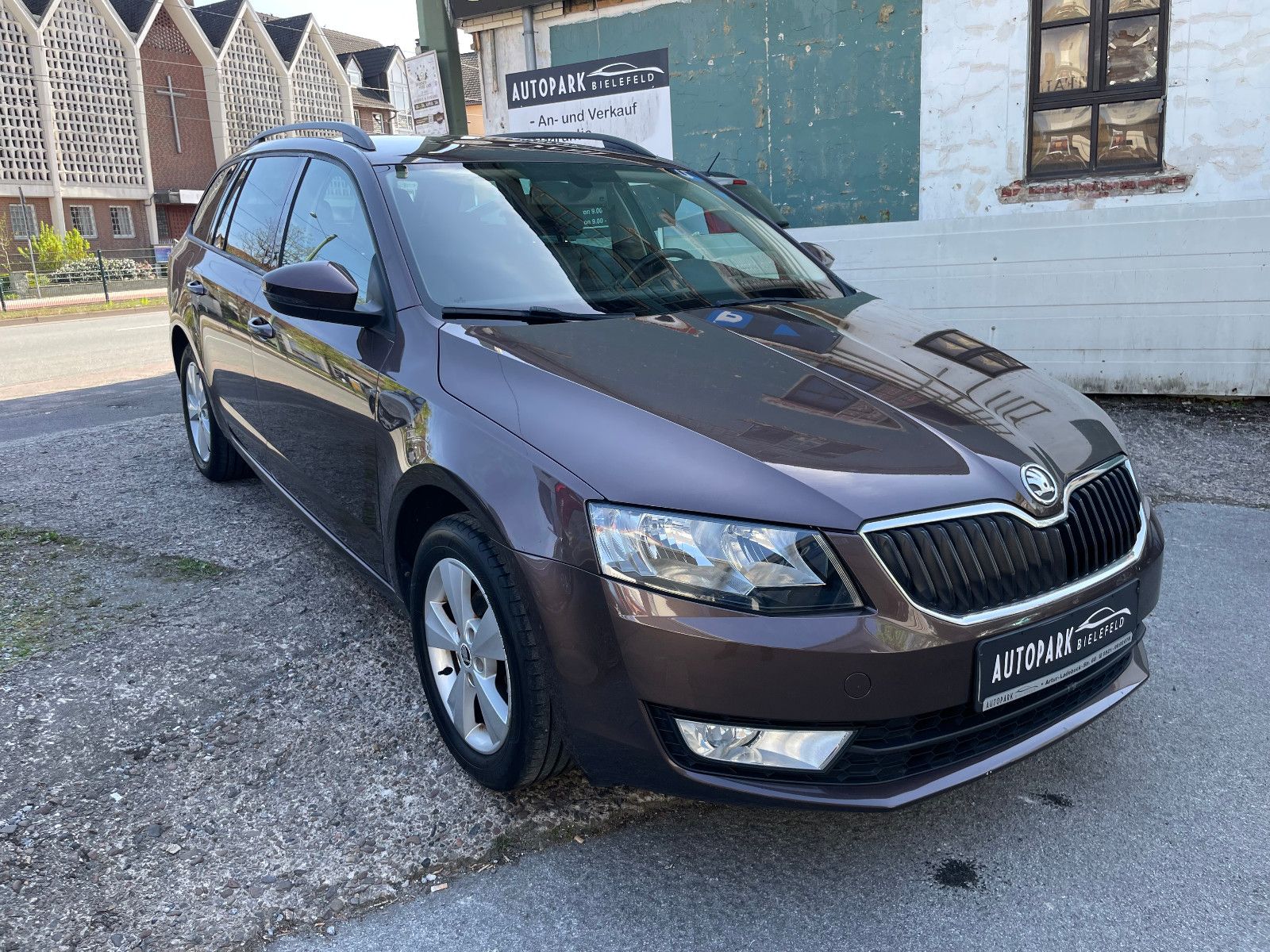 Skoda Octavia - 1