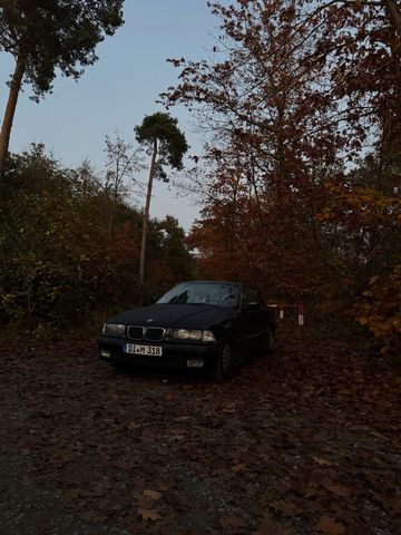 BMW E36 318i Cabrio + Hardtop