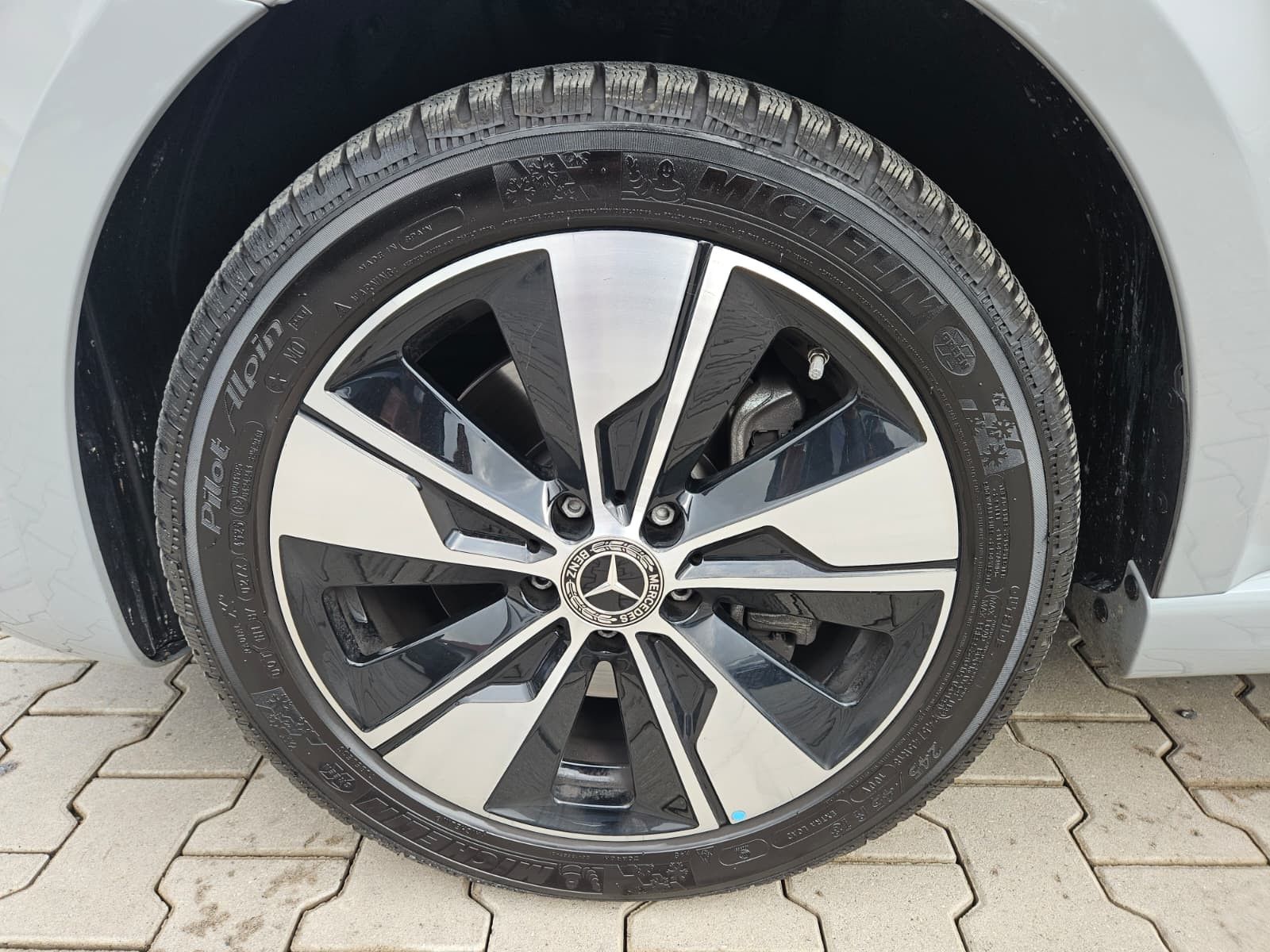 Fahrzeugabbildung Mercedes-Benz Vito 119 Tourer lang SELECT Sport LED*LEDER*AHK