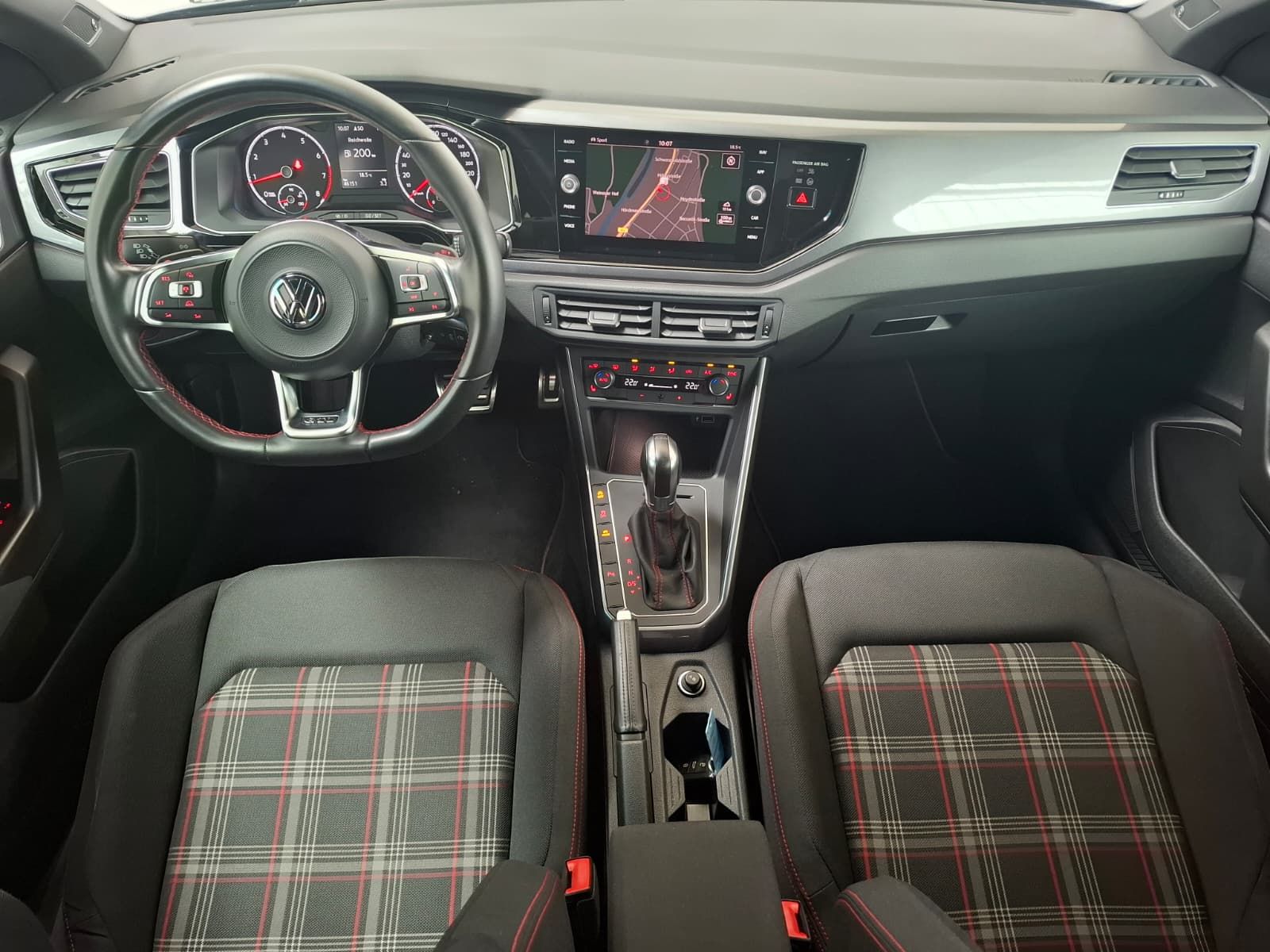 Fahrzeugabbildung Volkswagen Polo GTI 2,0 TSI DSG +Navi+ Licht & Sicht+Kamera