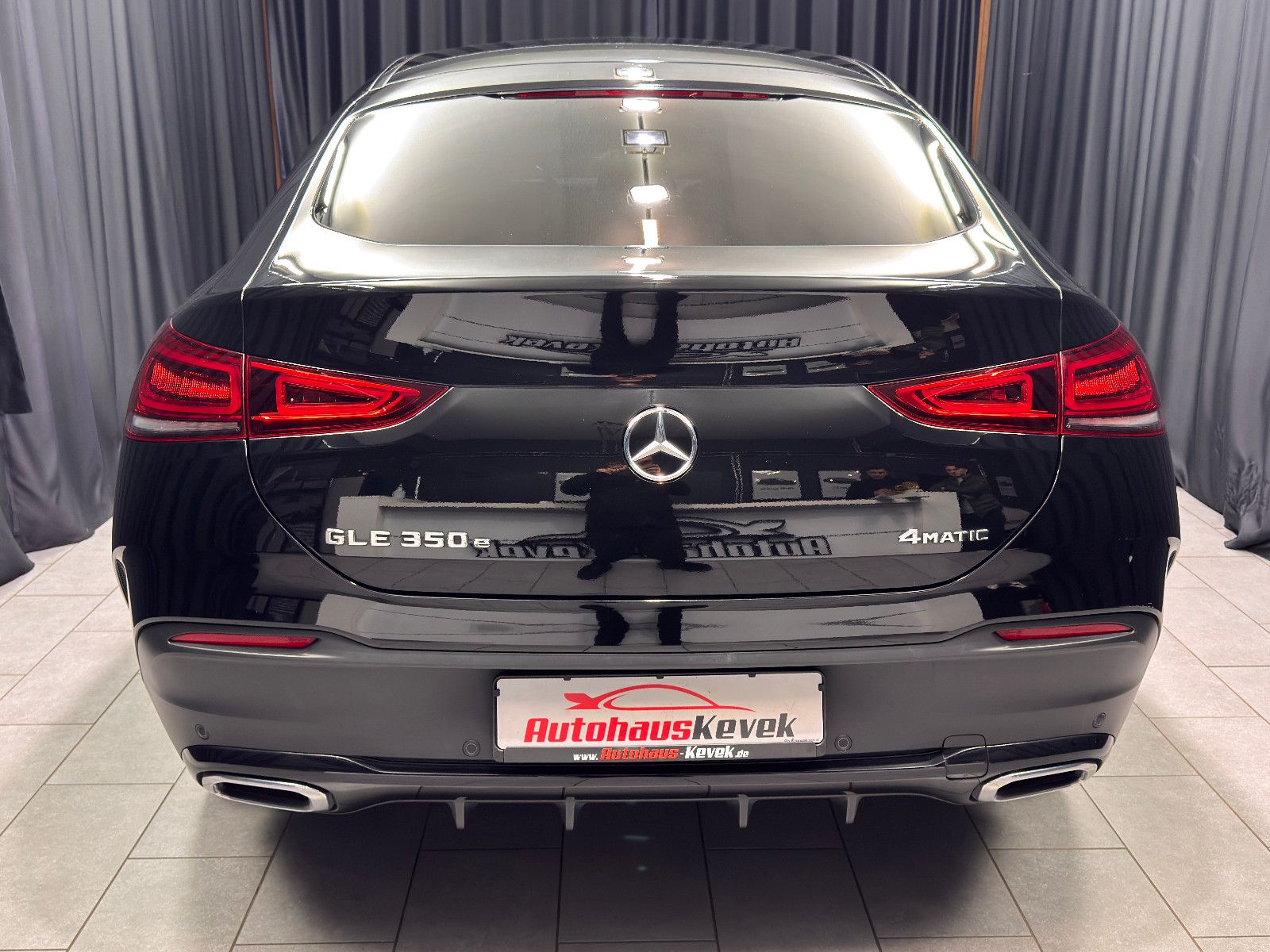 Fahrzeugabbildung Mercedes-Benz GLE 350e 4Matic Coupe *AMG-LINE*22 ZOLL*LUFT*