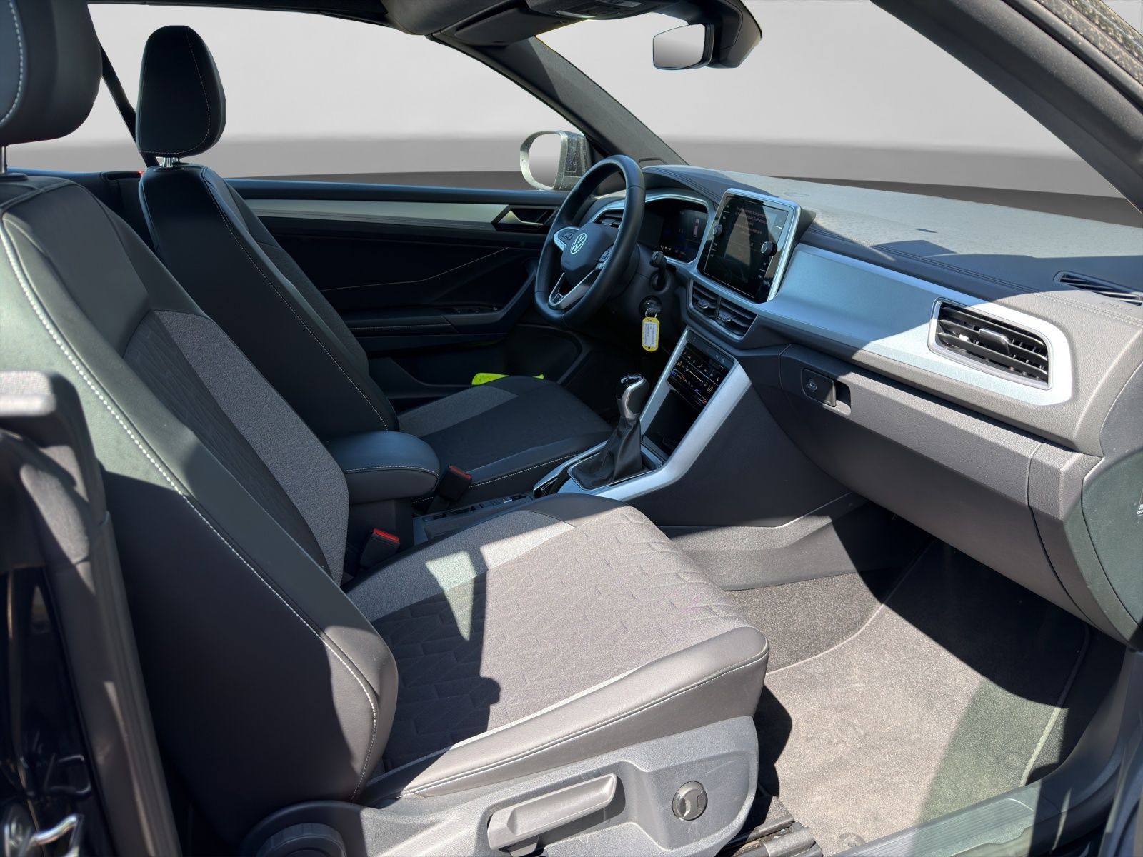 Volkswagen T-Roc - Bild 5