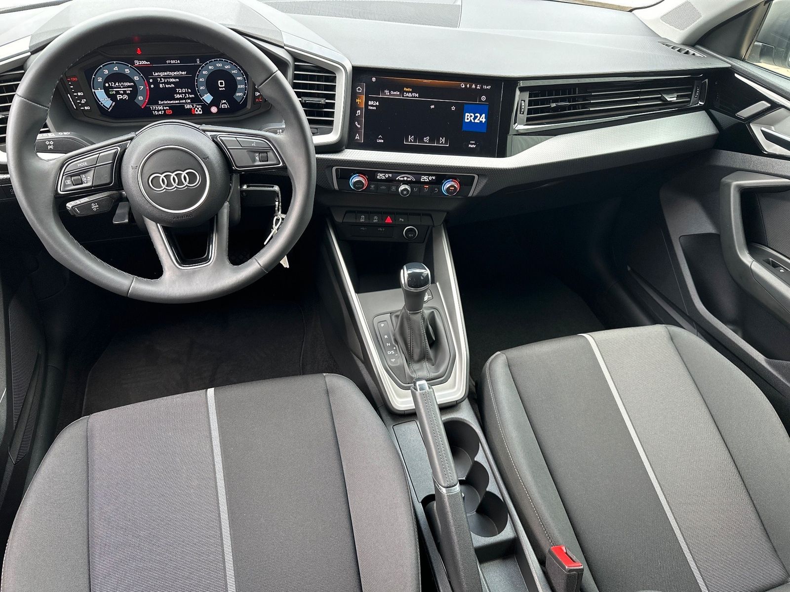 Fahrzeugabbildung Audi A1 35 TFSI Sportback Aut. NAV+PDC+DAB+VCOCKPIT