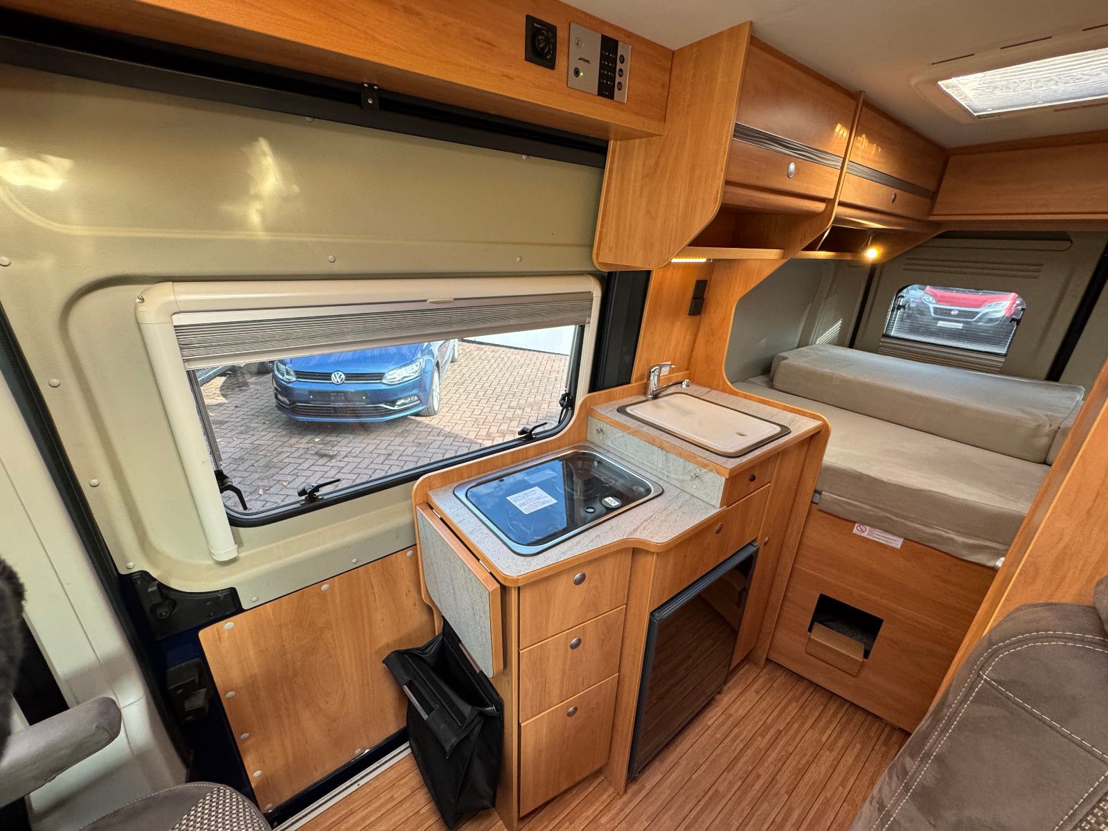 Fahrzeugabbildung Pössl ROADCAMP 540 SOLAR TV KAMERA MARKISE BETTUMBAU