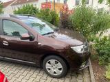 Dacia Logan MCV TCe 90 S/S Lauréate Lauréate - Dacia Logan von privat