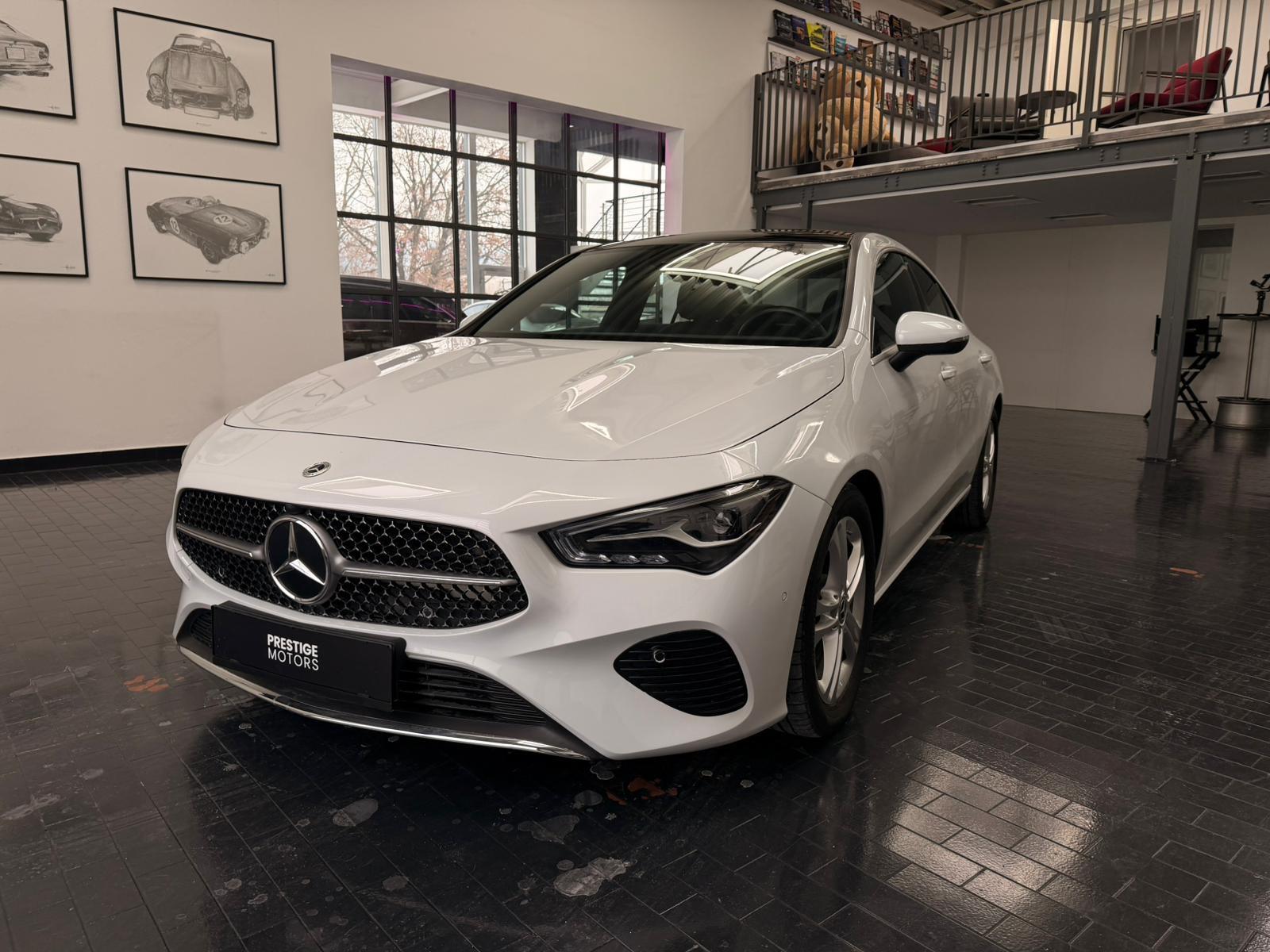 Mercedes-Benz CLA 180d | Panorama | Kamera | 1. Besitz