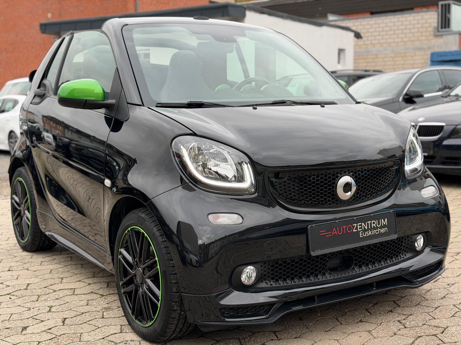 Smart ForTwo fortwo cabrio greenflash Brabus Paket