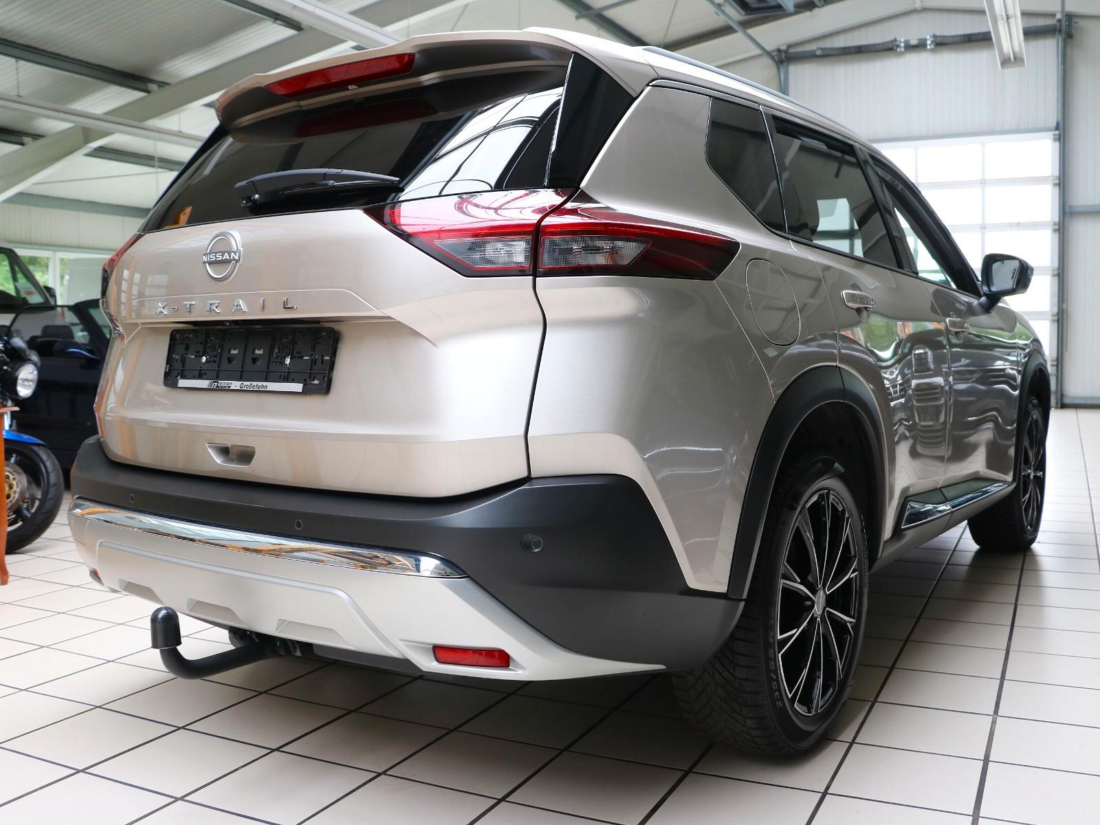 Nissan X-Trail 1.5i Automatik 7-Sitzer