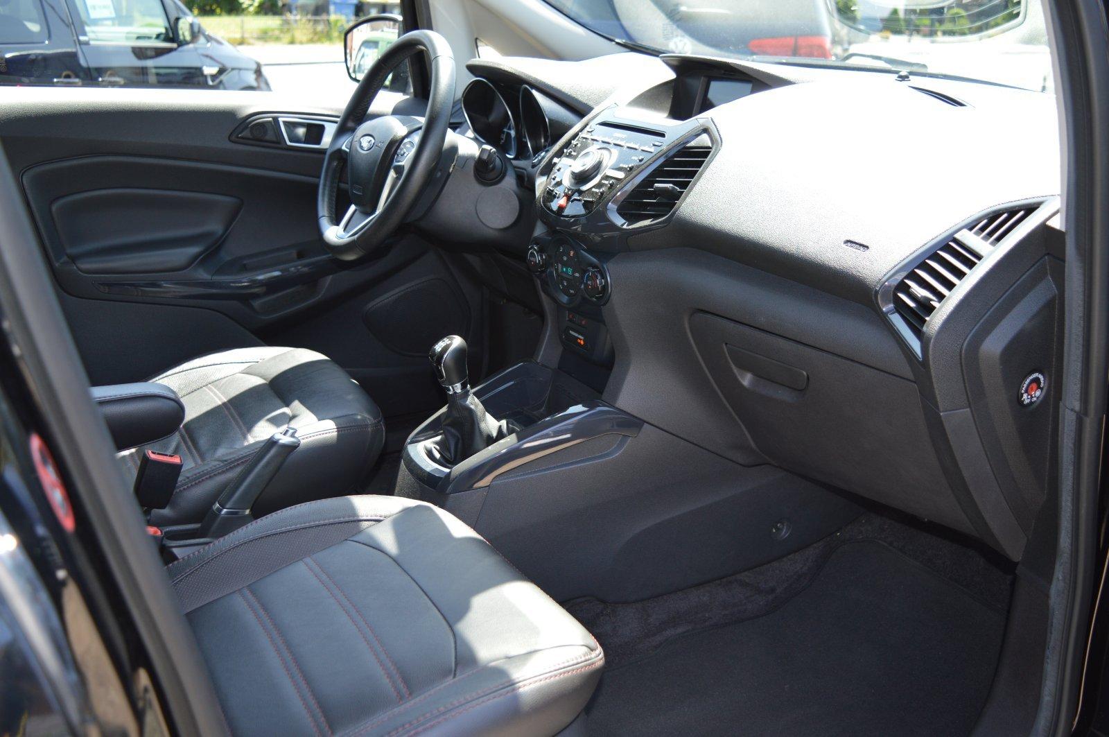 Ford EcoSport  1.0 EcoBoost Titanium Navi/Leder/SH/PD