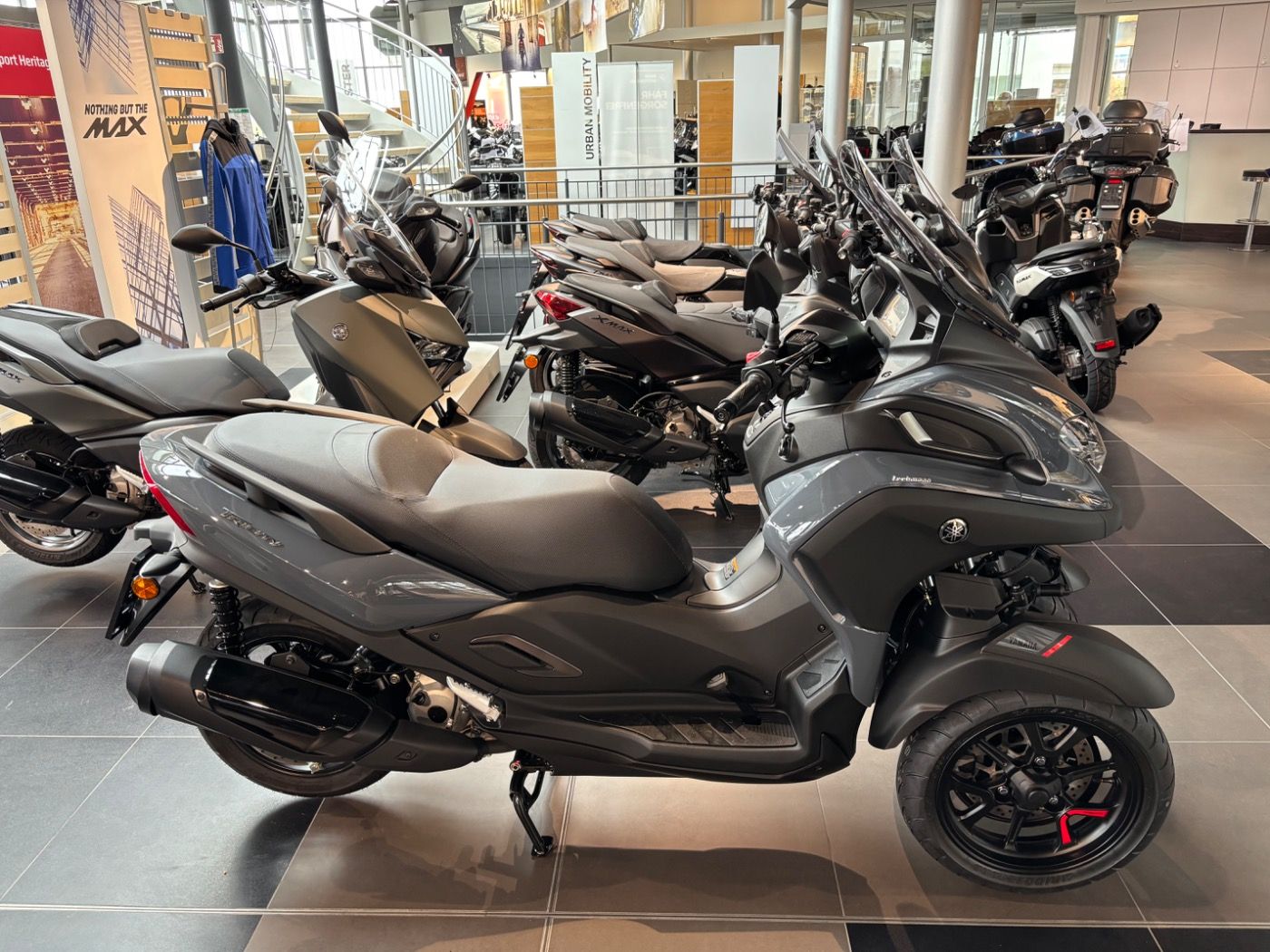 Fahrzeugabbildung Yamaha Tricity 300 Modelljahr 2025