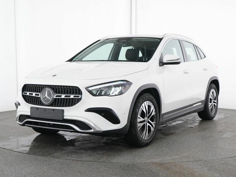 Mercedes-Benz GLA 180 Advanced AHK*LED*RFK*WINTER-PAKET*SHZ***