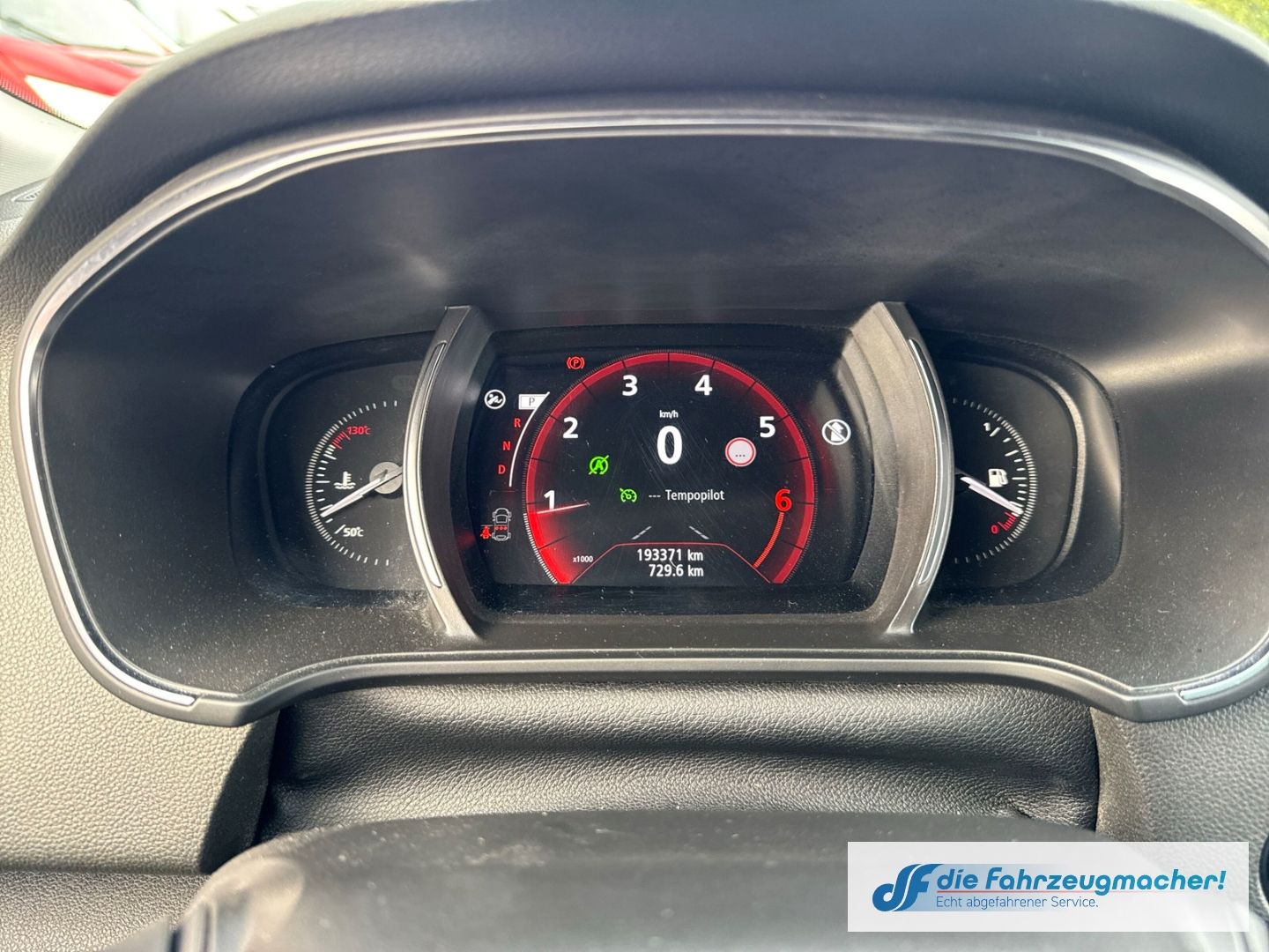 Fahrzeugabbildung Renault Megane IV Grandtour Automatik Limited *EXPORT