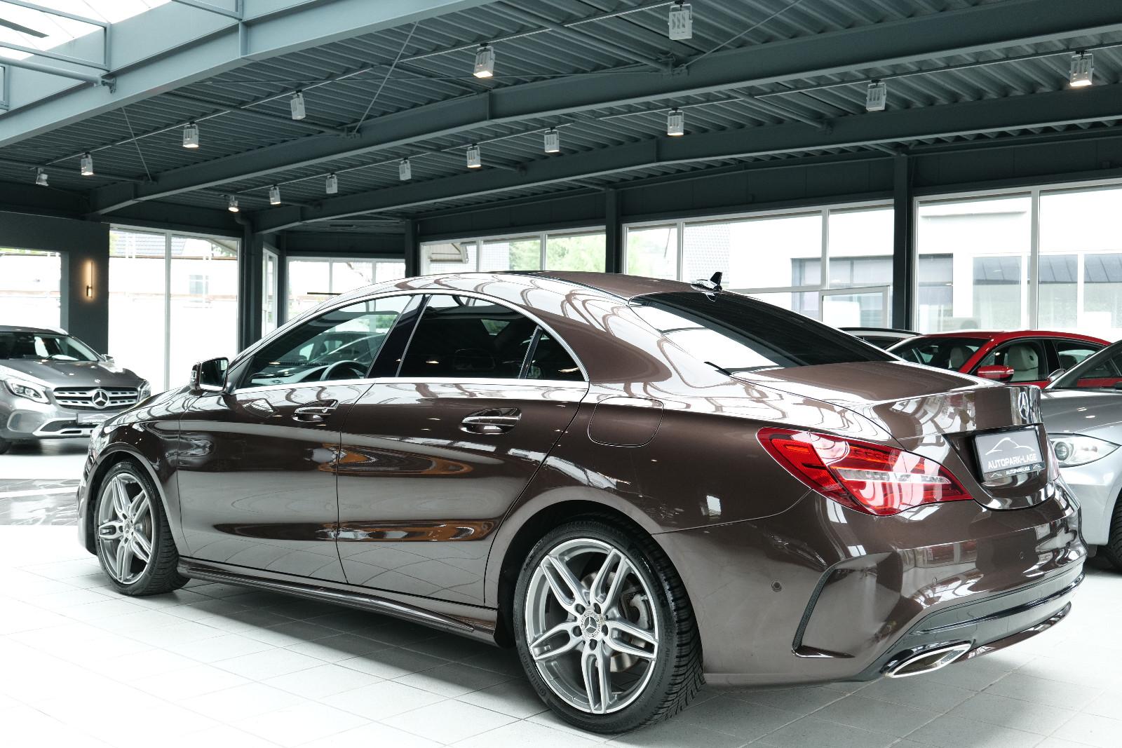 Mercedes-Benz AMG-LINE/LED/AHK /NAVI/KEYLESS GO/PANO