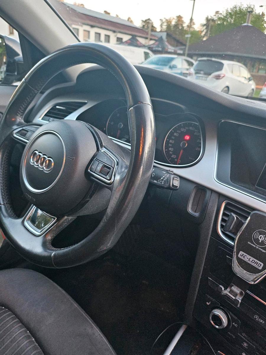 Audi A4 2015 — photo 8